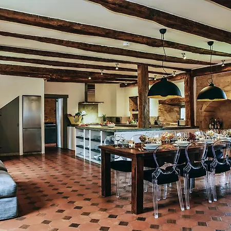 בית נופש Charming With Pool In Perigord Sainte-Croix-de-Beaumont